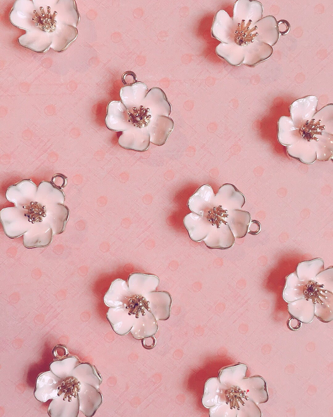 新品未使用　flower charm-drop 460454-